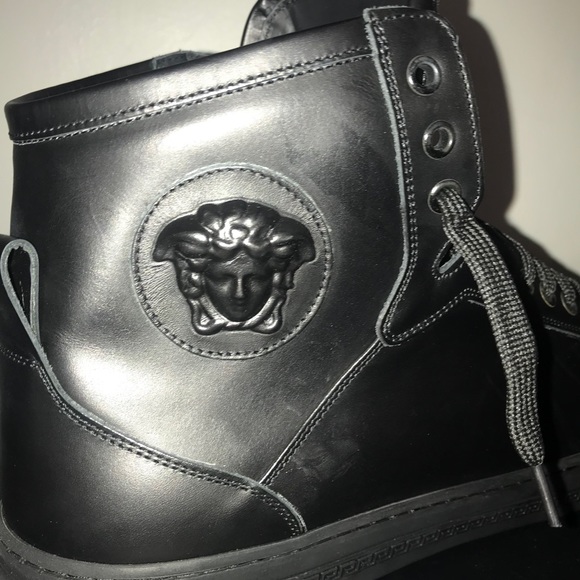 Versace Medusa Palazzo Hi Top Sneakers - Picture 4 of 8